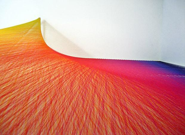 Τέχνη με νήματα και χρώματα από τον Gabriel Dawe.
