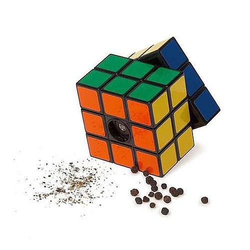 Μύλος πιπεριού Rubiks, απόλυτα ρετρό Design.