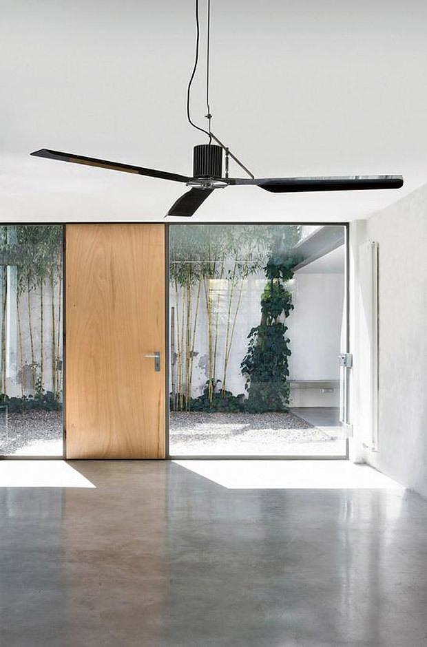 TWO Ceiling Fan by CEA Design is an “Air Revolution”.