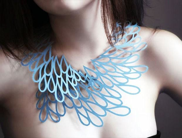 Air Tattoo της Logical Art, μοντέρνα κοσμήματα φτιαγμένα από χαρτί.