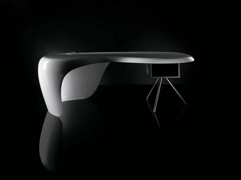 UNO Desk by Karim Rashid for Della Rovere.