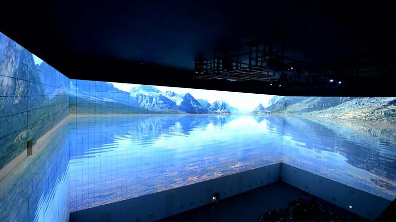 Hyper Matrix, an amazing kinetic landscapes media art installation.