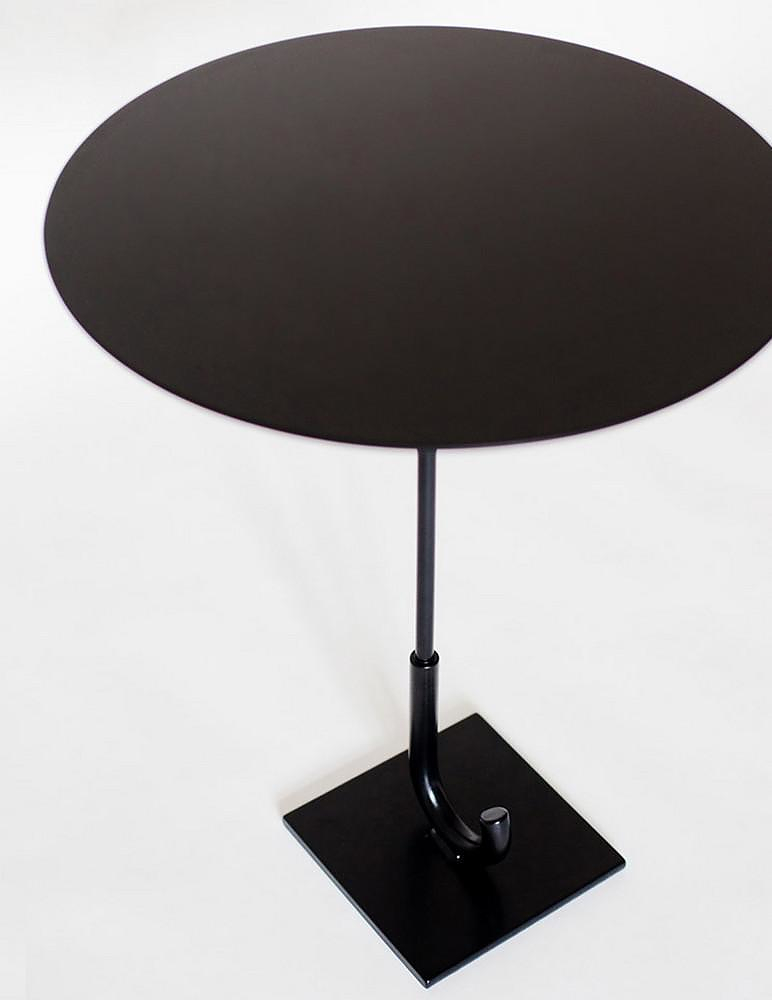Surrealist furniture: Parapluie Table by Rakso Naibaf.