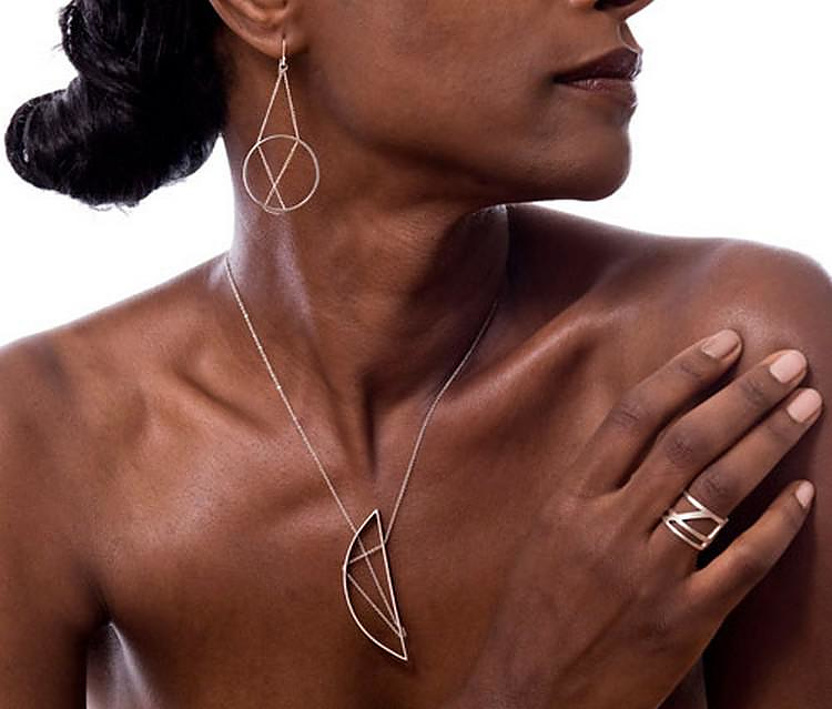 Kinetic Sculptural Jewelry by Vanessa Gade.