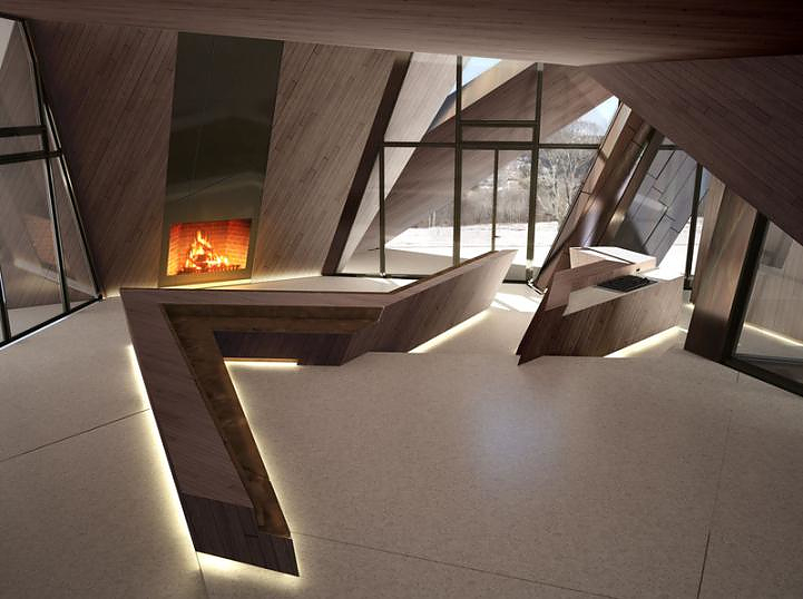 18.36.54 House by Daniel Libeskind.
