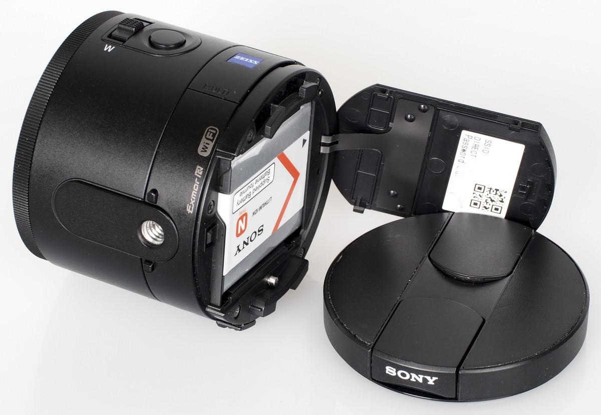 Sony QX10 & QX100 Detachable Lens Cameras for Smartphones.