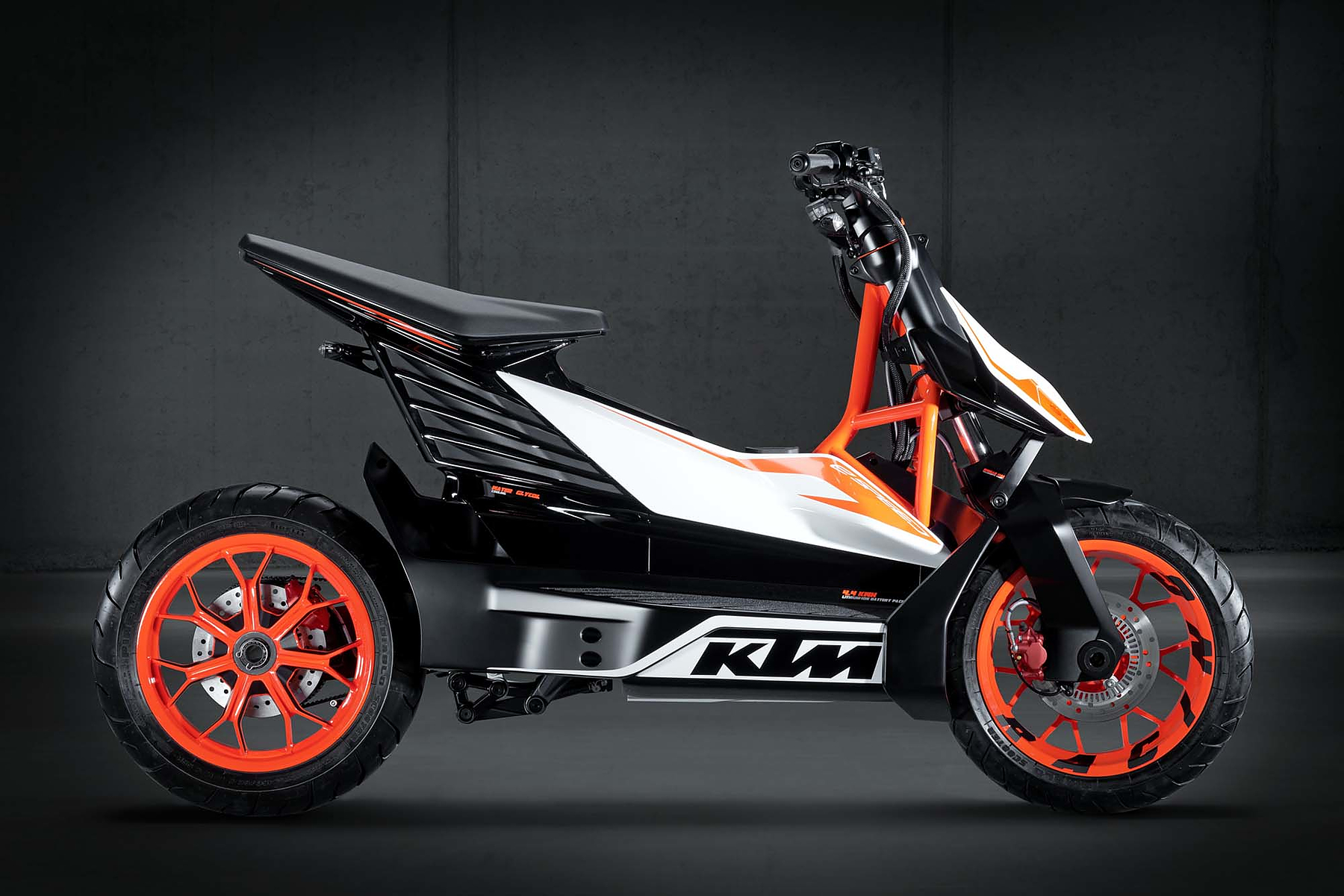 ballade Distribuere opladning KTM E-SPEED Electric Scooter Concept. - Design Is This