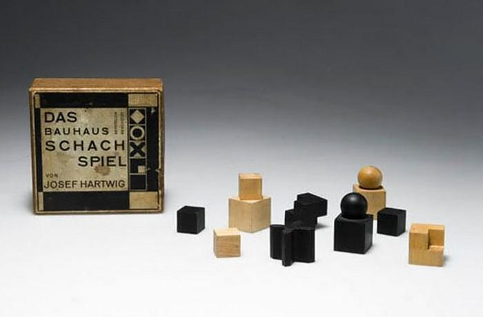 Naef Bauhaus Chess Set by Josef Hartwig.