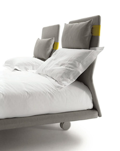 Κρεβάτι για… τεμπέλικες νύχτες Lazy Night Bed της Patricia Urquiola.