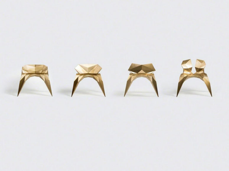 Μπρούτζινη καρέκλα (έργο τέχνης) Split του Zhoujie Zhang.