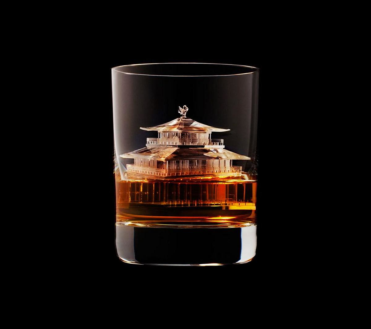 3D on the Rocks Ice Sculptures by Suntory Whisky.