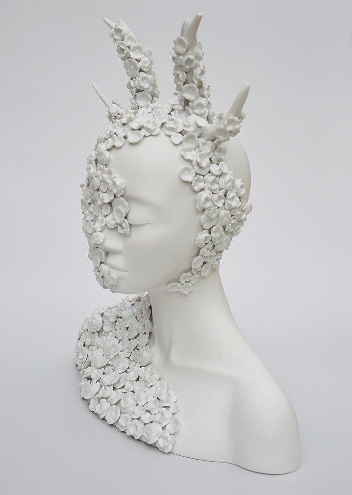 Contemporary Porcelain Artworks by Juliette Clovis.