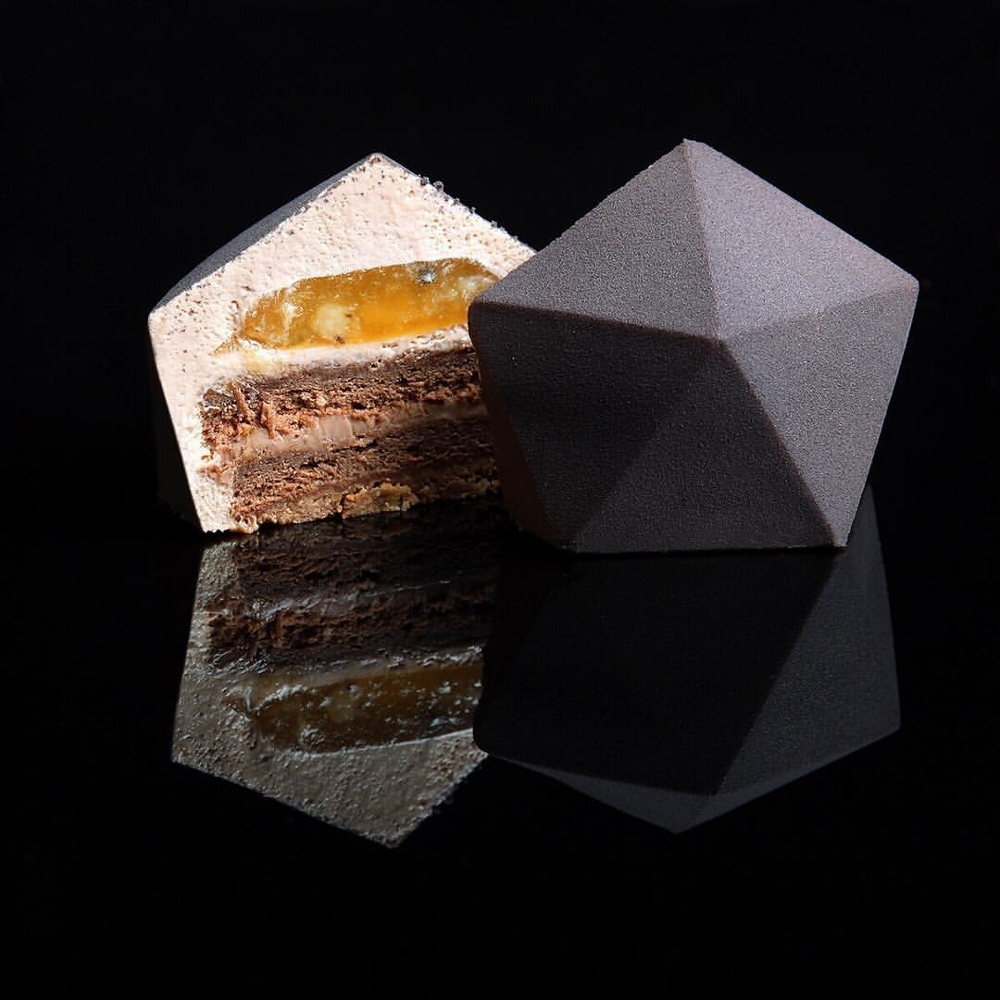 Architectural Pastry by Dinara Kasko.