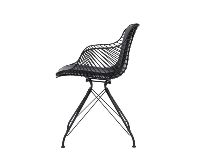 Μεταλλική καρέκλα Wire από τους Overgaard & Dyrman.