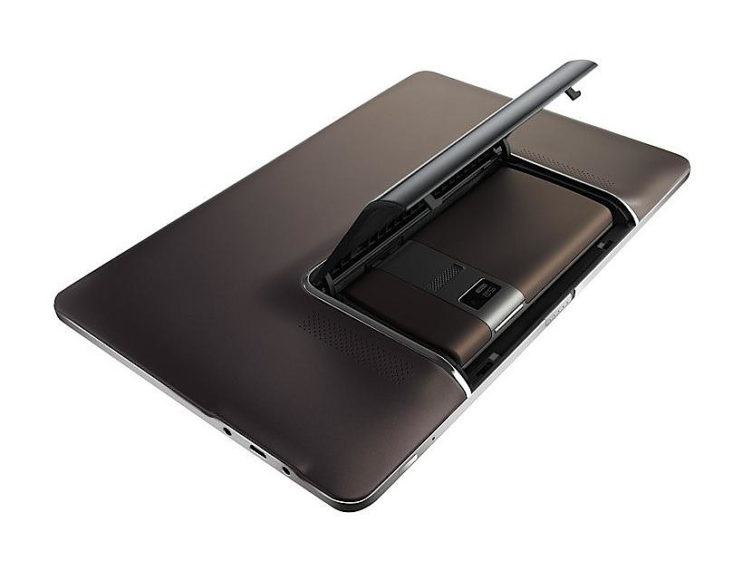 Asus Padfone, ένα smartphone ντύνεται Tablet.