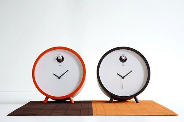 Ρολόι κούκος Plex LED της Diamantini & Domeniconi.