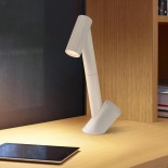 Giraffa LED Desk Lamp (White) - Pablo Designs