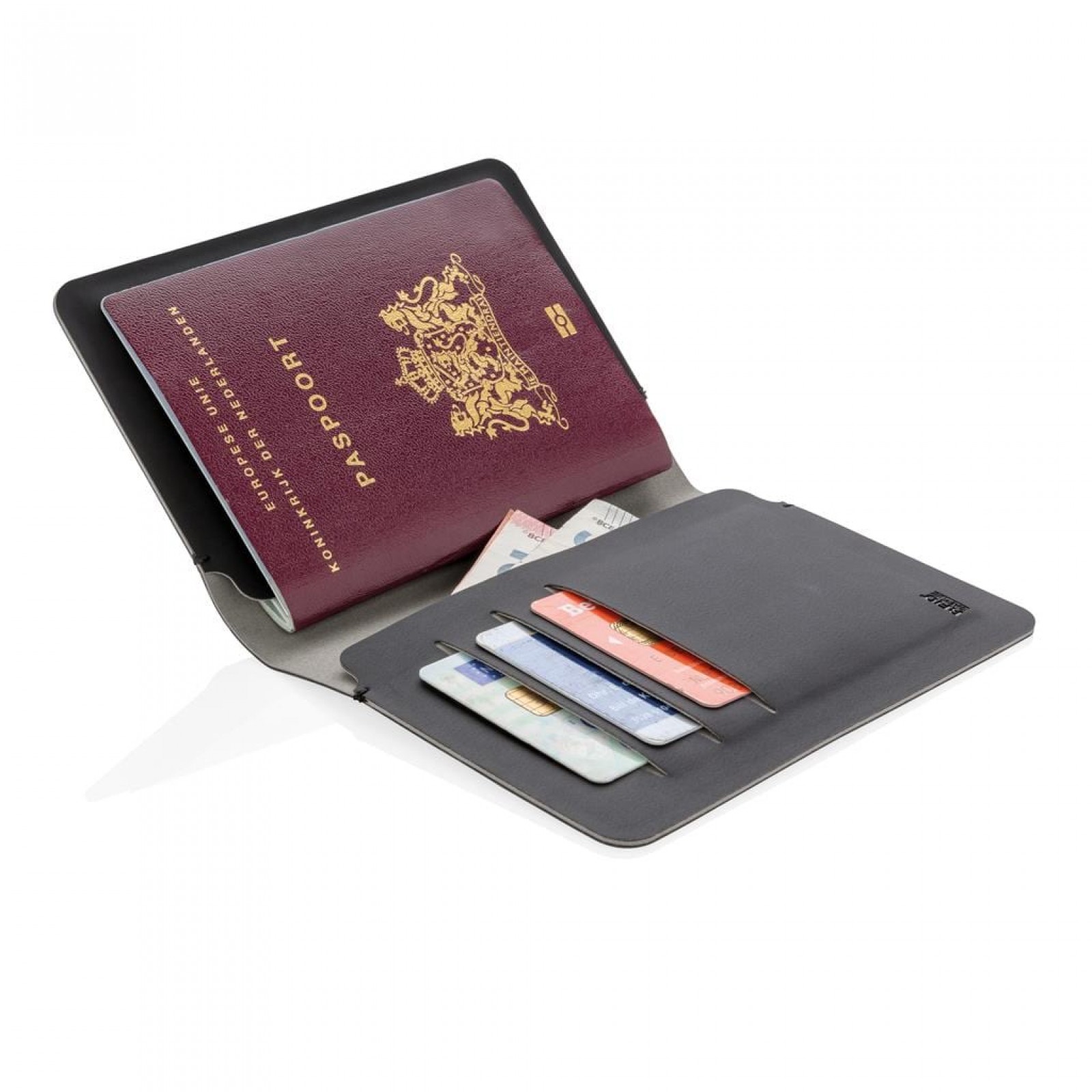Quebec RFID Safe Card & Passport Holder by XD Design