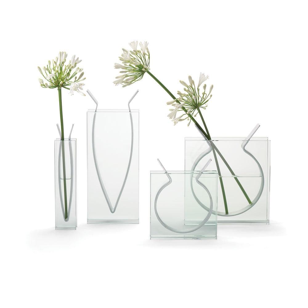Tall Ribbon Vase by ΜοΜΑ | Design Is This